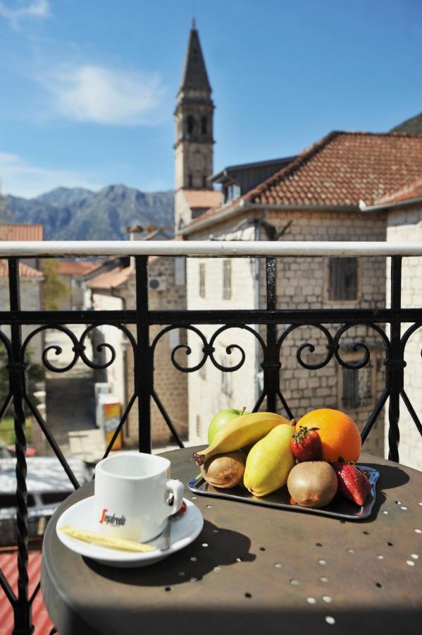 Lady Of The Rocks Apartments بيراتس الغرفة الصورة
